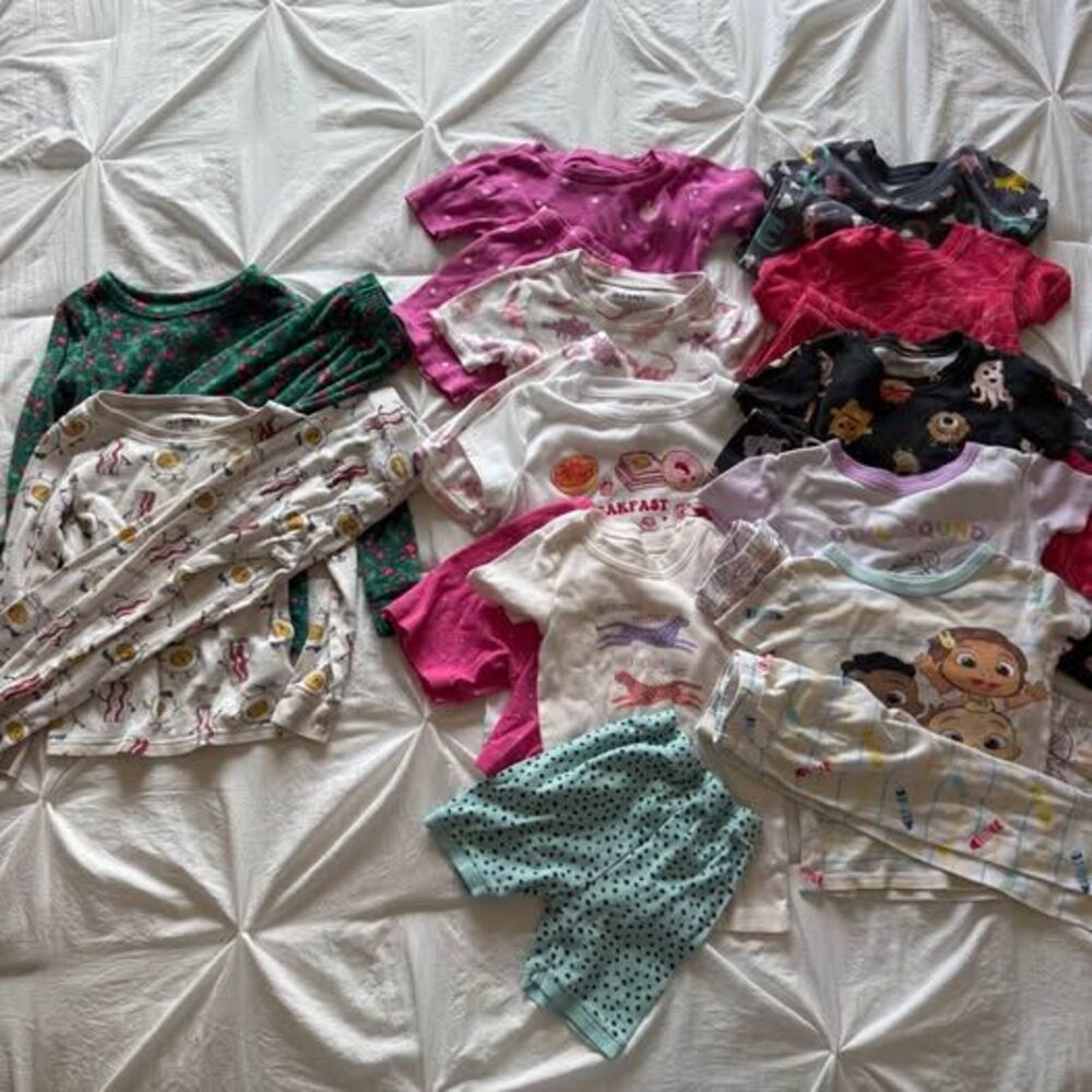 5T pajama bundle